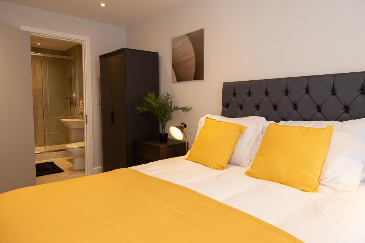 Contemporary 3 Bedrooms Apartment Manchester City Exterior foto
