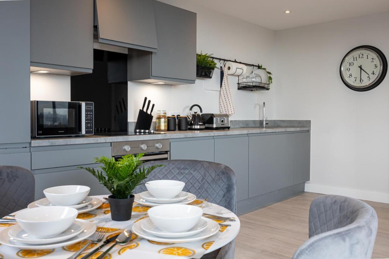Contemporary 3 Bedrooms Apartment Manchester City Exterior foto